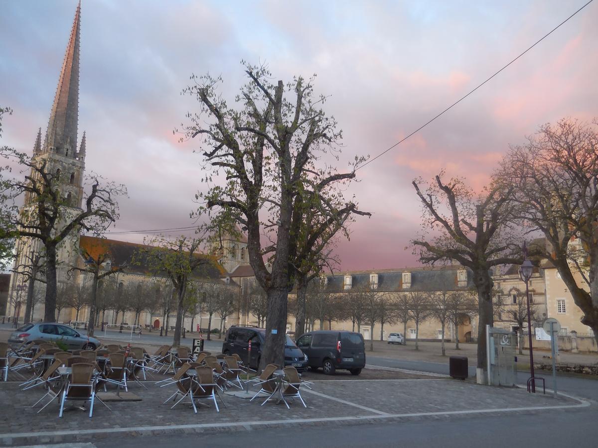 Hotel De L'Abbaye Saint-Savin  Luaran gambar
